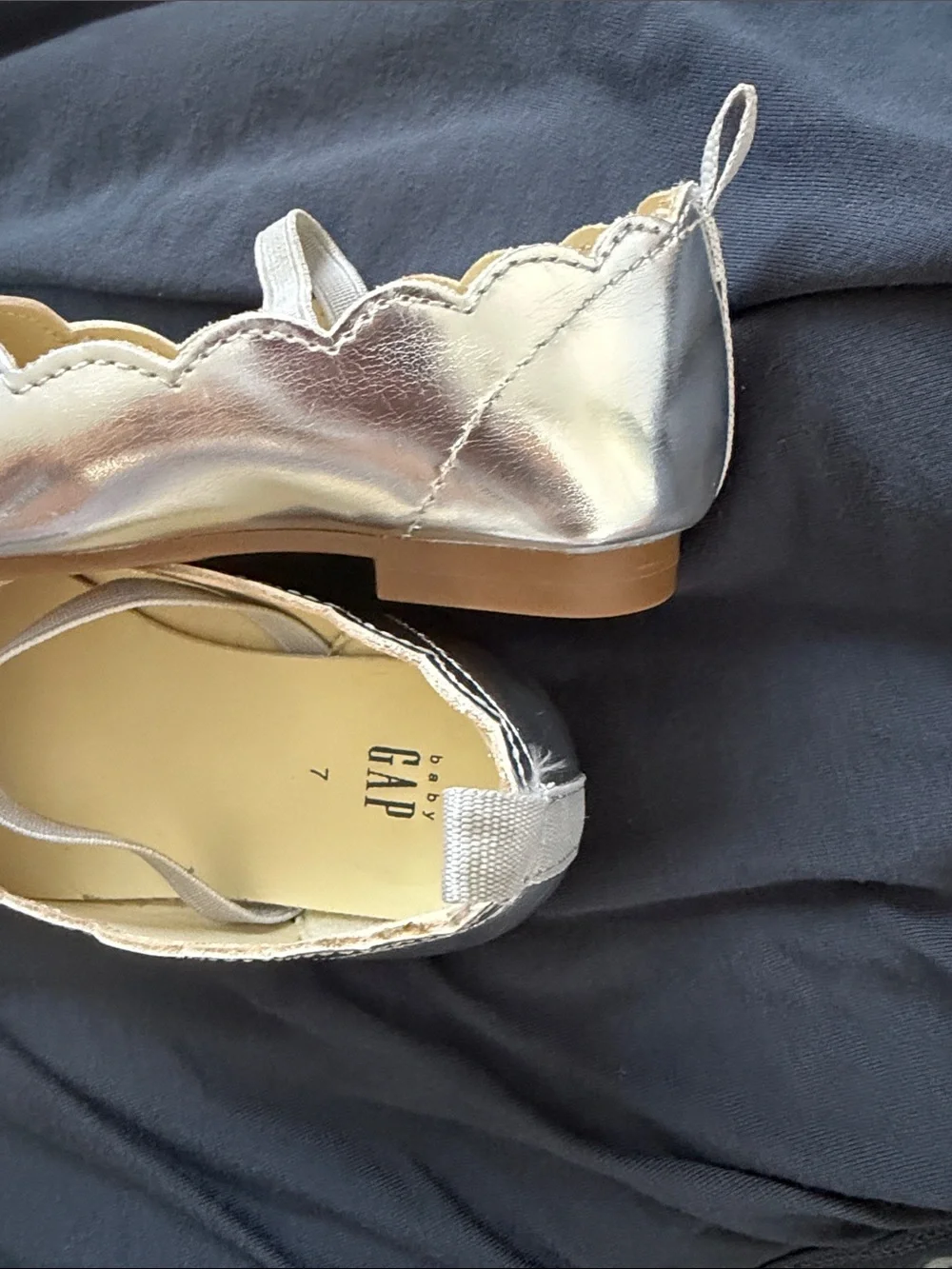 GAP Metallic Silver Mary Jane Flats for toddler size 7